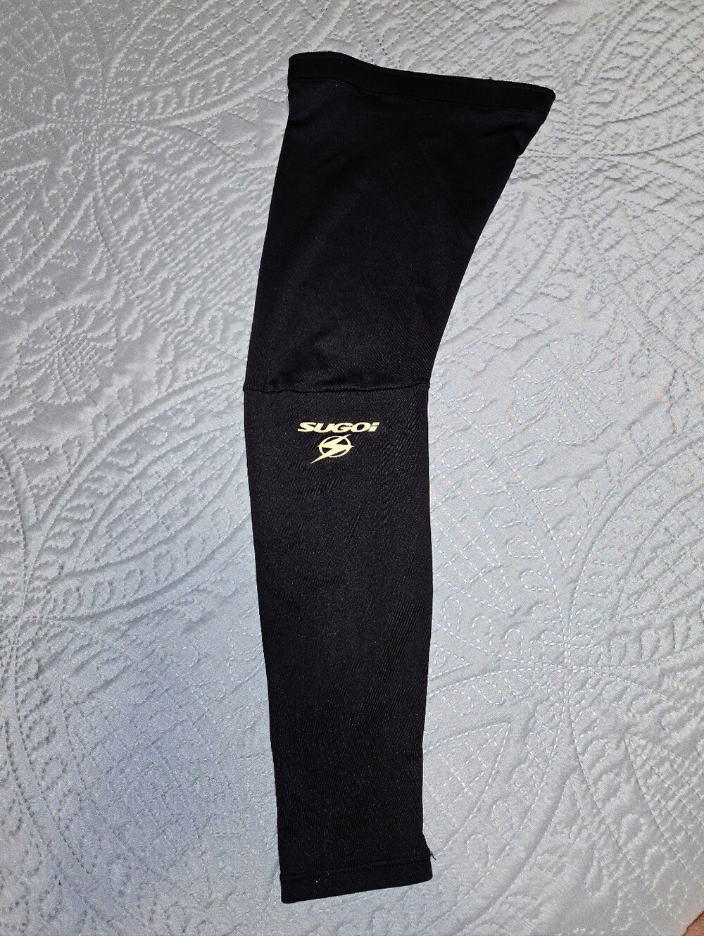 SUGOi Black Athletic Leg Sleeve Cycling